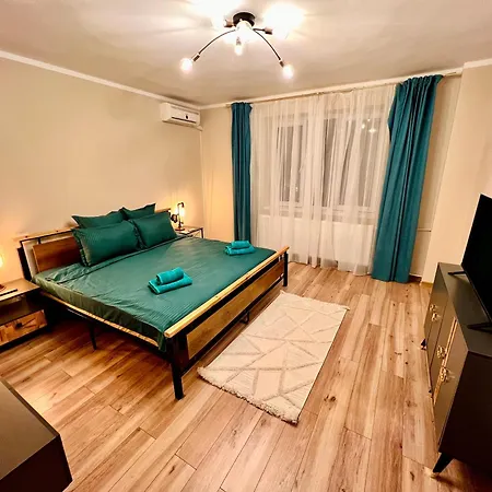 Next Old Town Apartment *